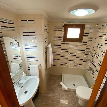 Apartamento En Puerto Rico, 5 Apartment